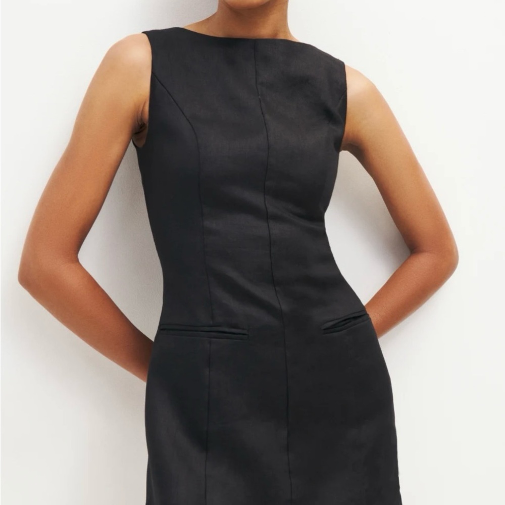Brand New Never Worn sold out Citron Linen Dress.